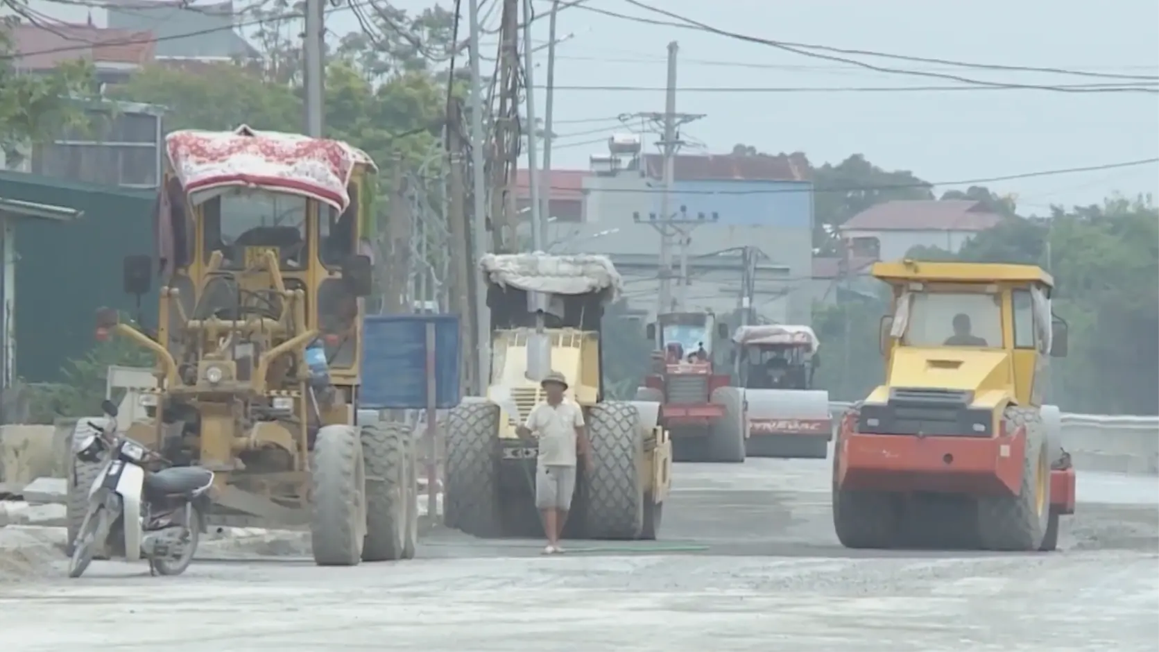 Đẩy nhanh tiến độ thực hiện các dự án đầu tư công